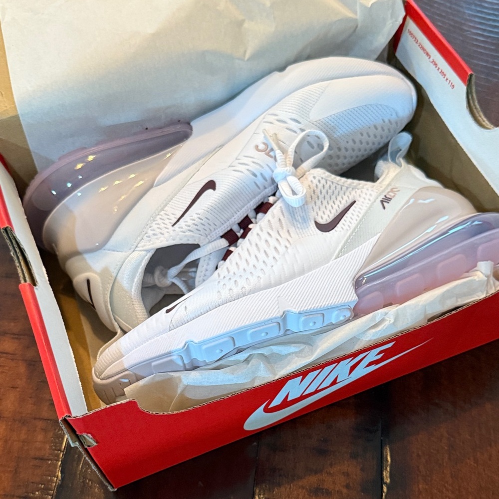Nike Air Max 270 (GS) 7Y White and Purple Sneakers